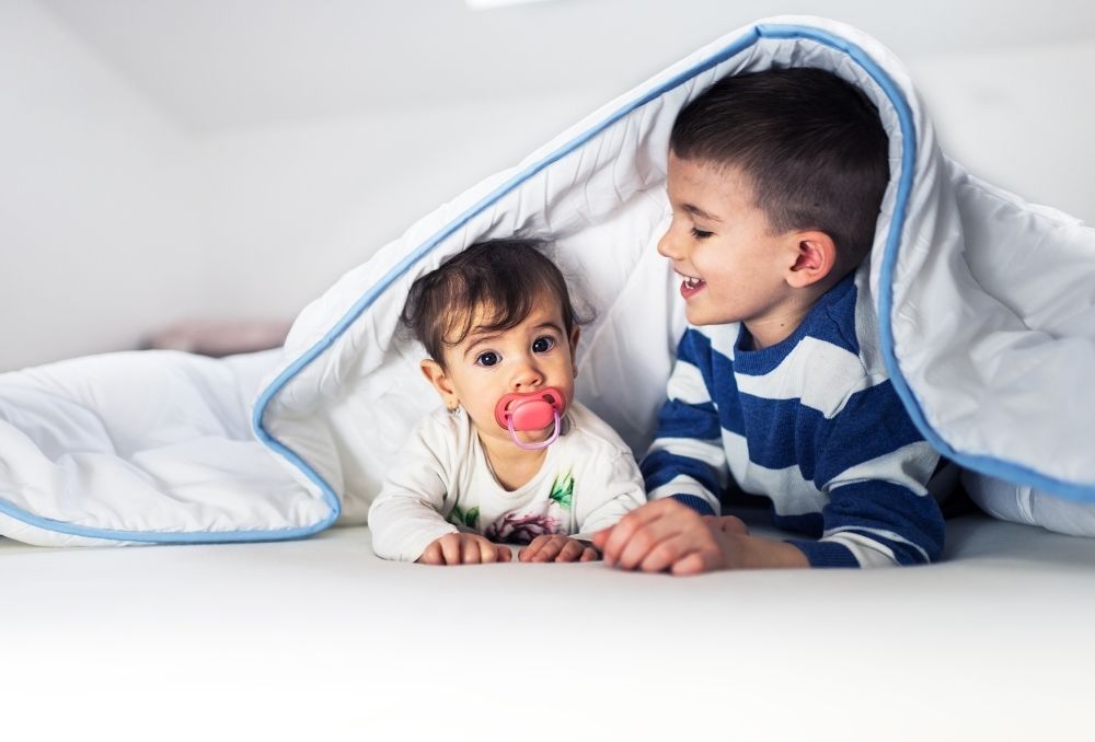 6 Things Every Parent Should Know About Weighted Blankets Every Mama
